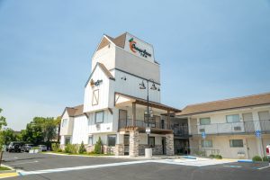 ACE - Orange Grove Inn - Lemon Heights Inn Photoshoot - August 5th 2025 - 00846 (1)